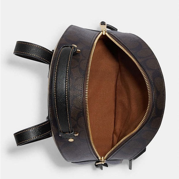 Coach Jordyn Backpack In Blocked Signature Canvas
Comparable Value
$450 NWOT - Picture 7 of 15